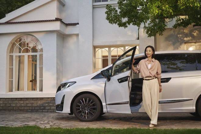 告别配置纠结症新款艾力绅治愈MPV用户的“选择困难症”(图6)