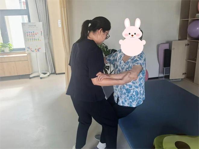 这个家门口的康复站运营已近一年！能做什么效果好吗？(图1)