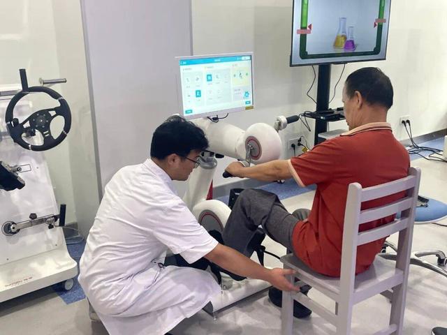 全省首批！成都市温江区首家智能化康复中心·康复之家项目建成投运(图2)