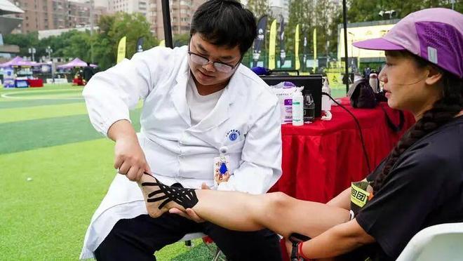 守护跑者运动安全这家康复医院在行动！(图3)