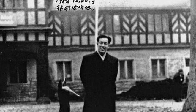 94岁老人偶然翻看杂志才发现失踪30多年的儿子已是国家功臣(图8)