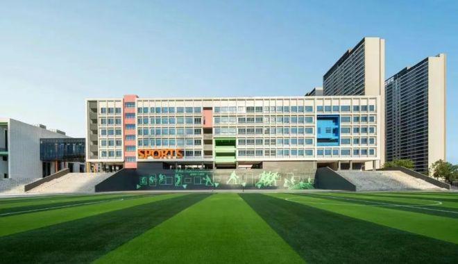 长沙润府售楼处最新发布：185万买江景全景舱！配套师大附中双语(图3)