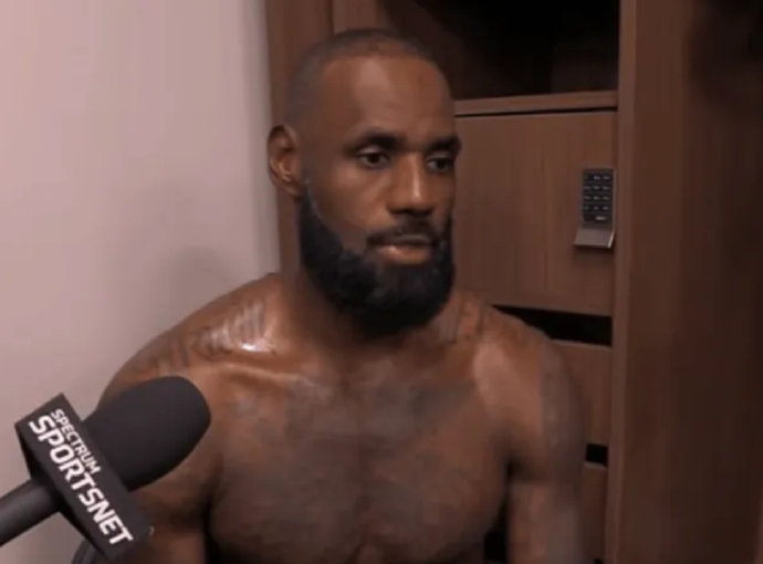 41岁詹姆斯的1600场：如何改写NBA体能认知？(图1)