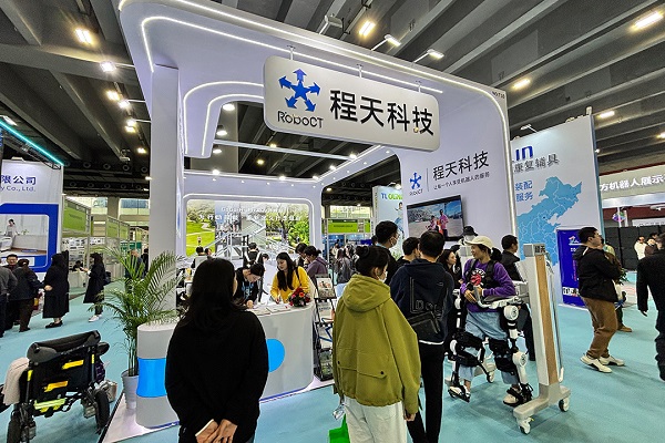 科技赋能重塑行走底气：外骨骼机器人正从医院走进千家万户(图4)