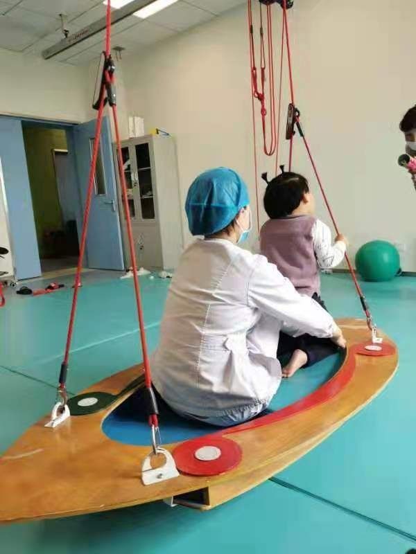 脑机接口产业爆发前夜：全球首款侵入式医疗器械获批十大核心标的深度解析(图1)