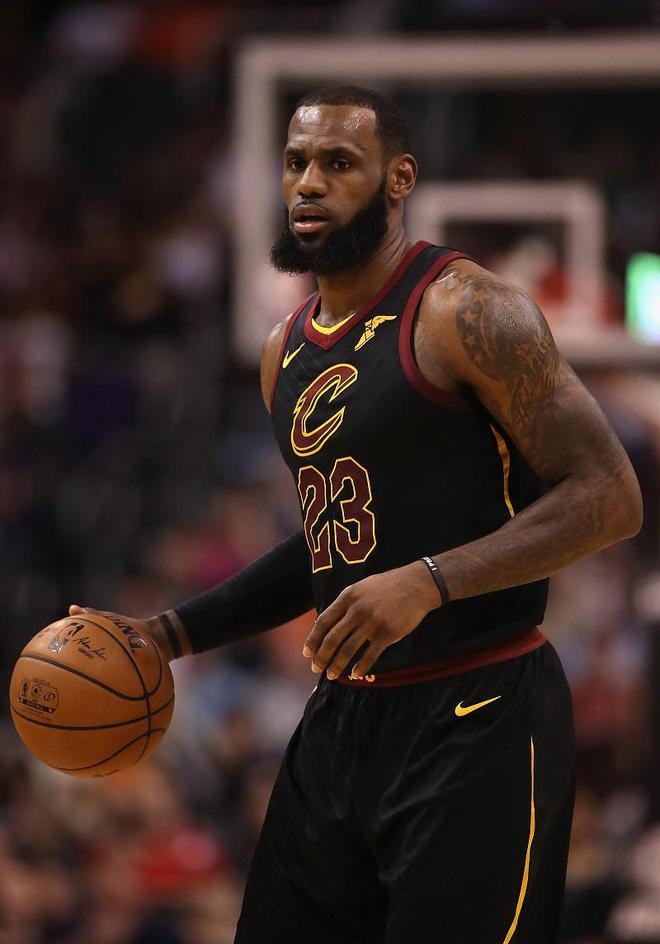 40岁詹姆斯还是联盟顶尖球员吗？(图2)