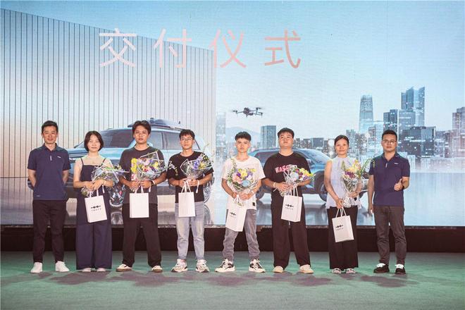 方程豹钛3亮相海口 售价1338万元起(图5)