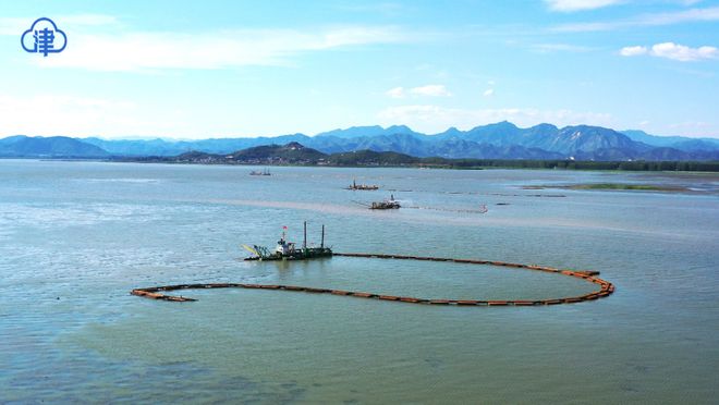 早读 天津下冰雹！黑雨警告！62级地震！巨星陨落！禁止干6类副业！公厕改宿舍！新增K签！(图23)