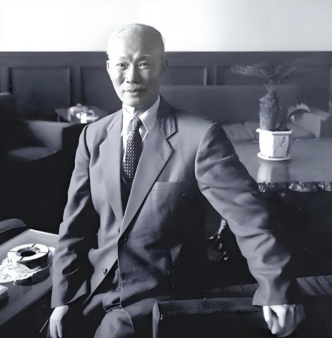 蒋经国心知肚明：是陈诚在暗中帮助吴石家人为啥睁只眼闭只眼？(图2)