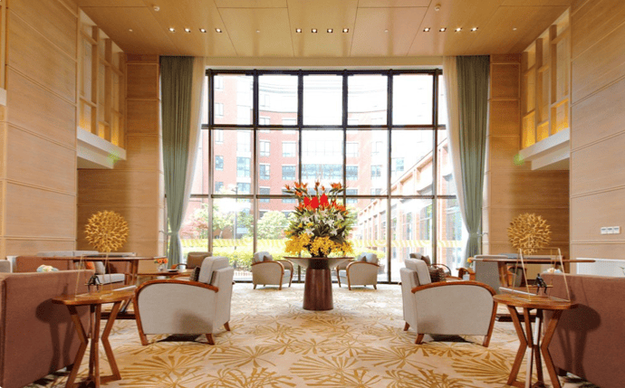 上海有名养老院推荐2025!上海欧葆庭顾村国际颐养中心养老院老人康复休养优选设施全服务优(图1)