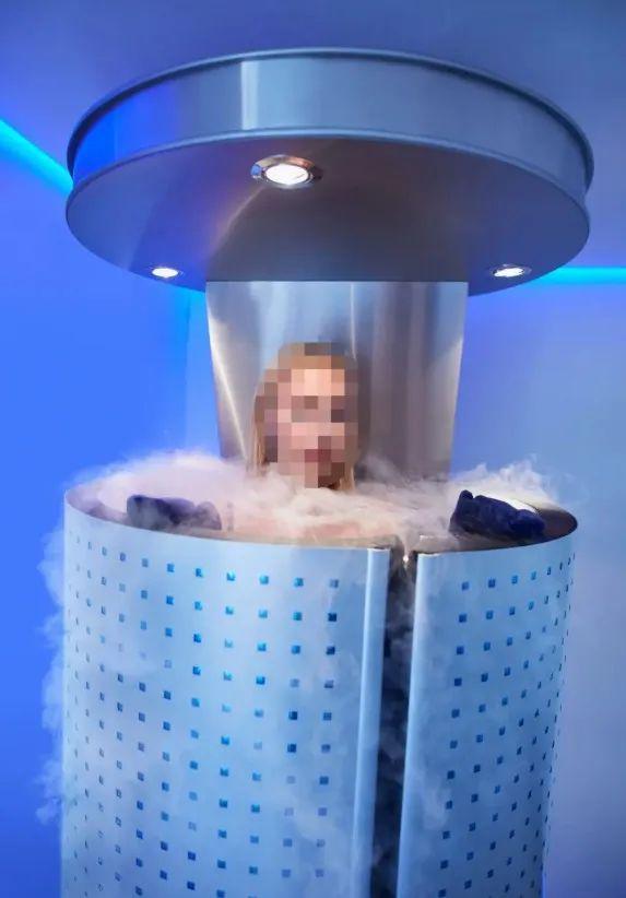 欧美爆火“冷冻舱”理疗出人命？！一不留神1死1伤号称减肥实则玩命(图4)